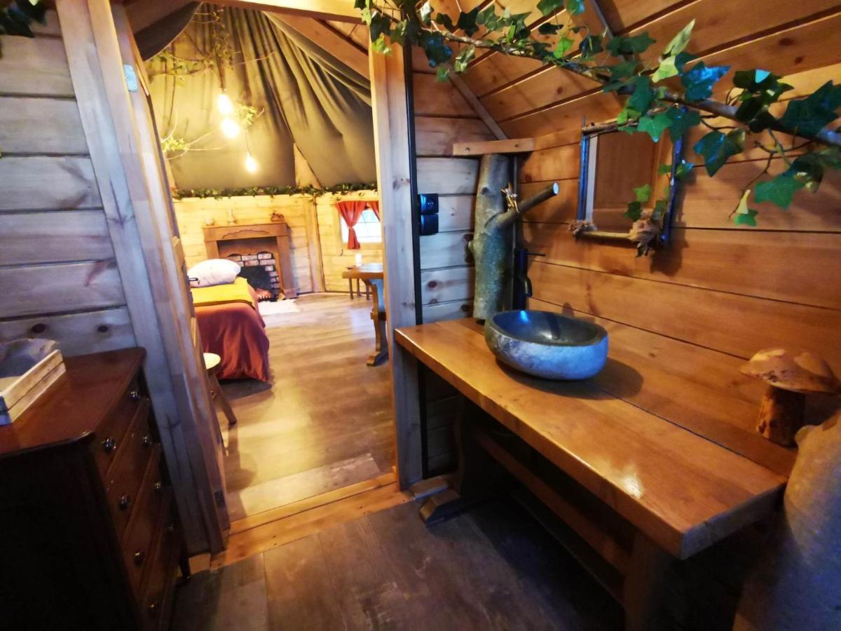 La Cabane Du Nuton Ardennais Tournes Экстерьер фото