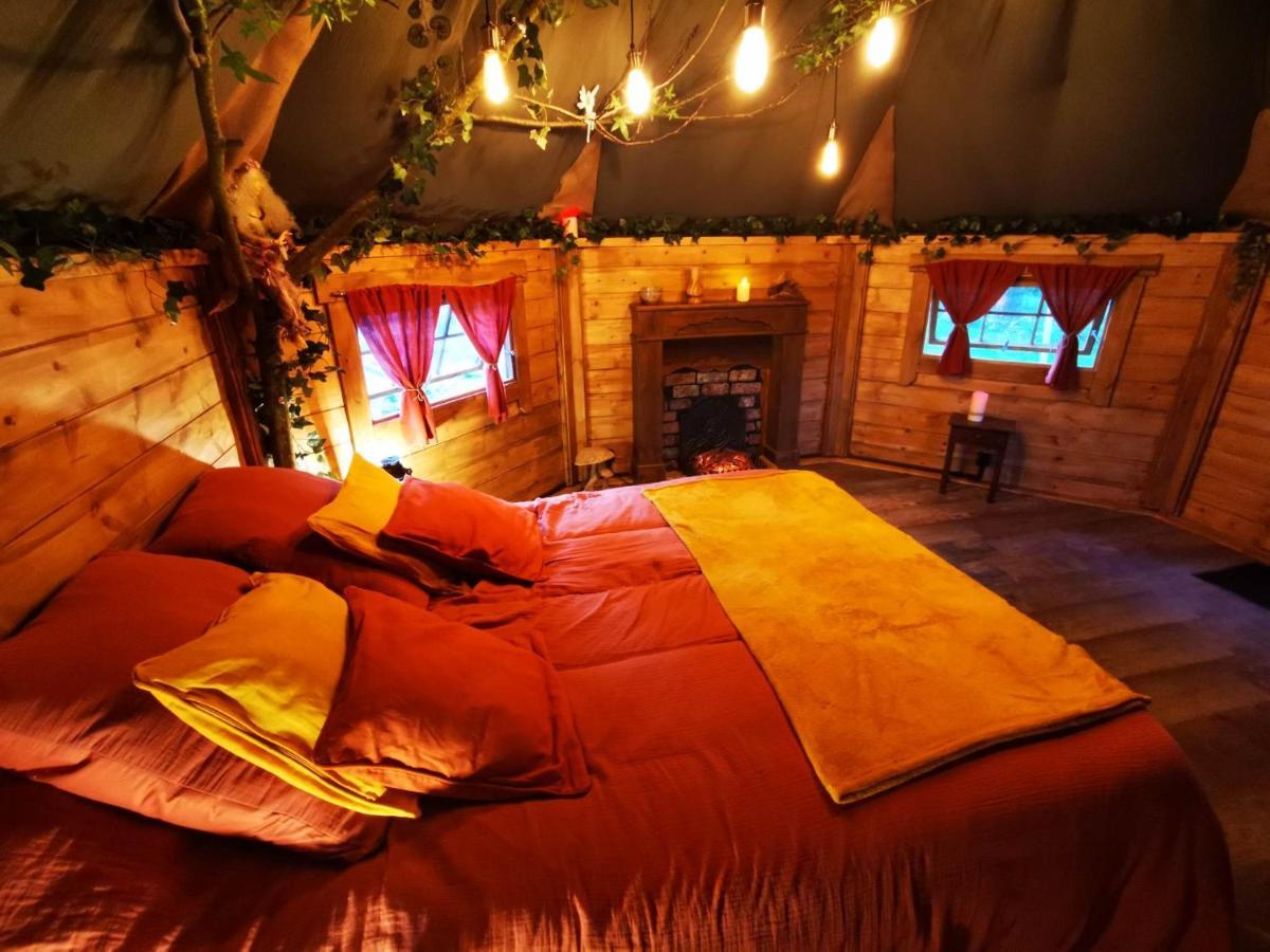 La Cabane Du Nuton Ardennais Tournes Экстерьер фото