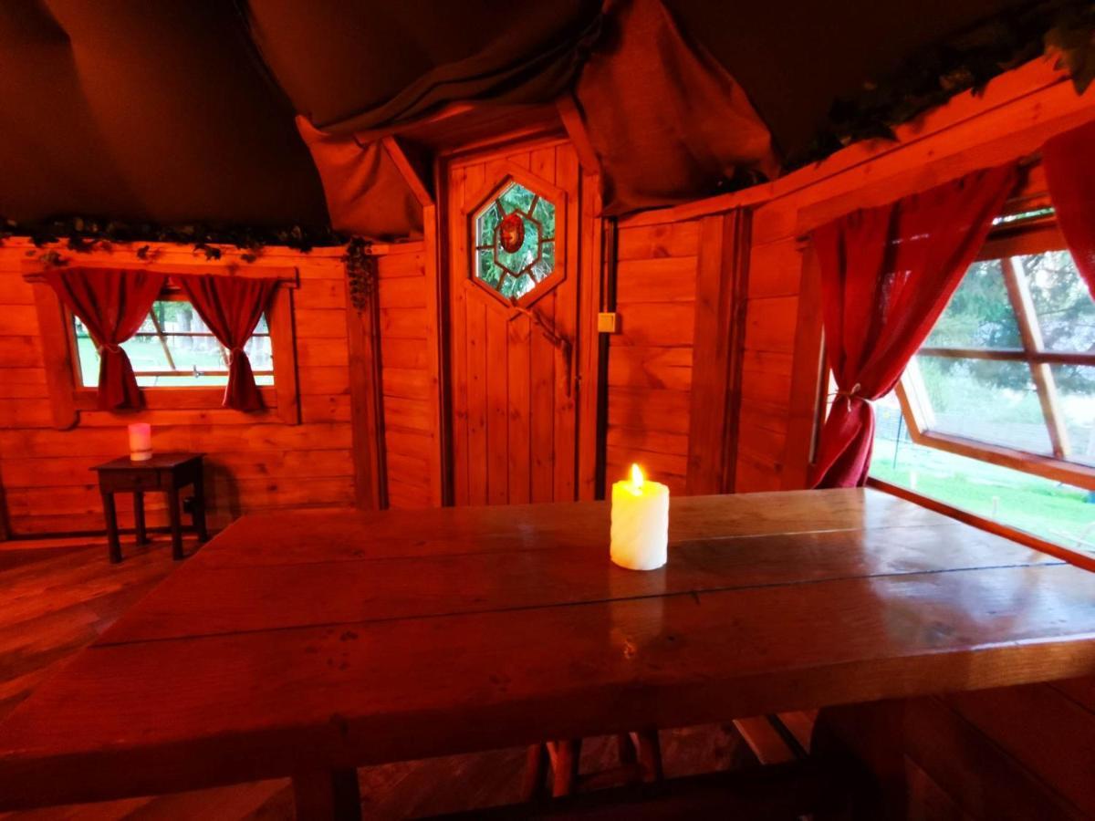 La Cabane Du Nuton Ardennais Tournes Экстерьер фото