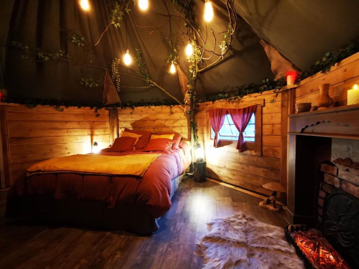 La Cabane Du Nuton Ardennais Tournes Экстерьер фото